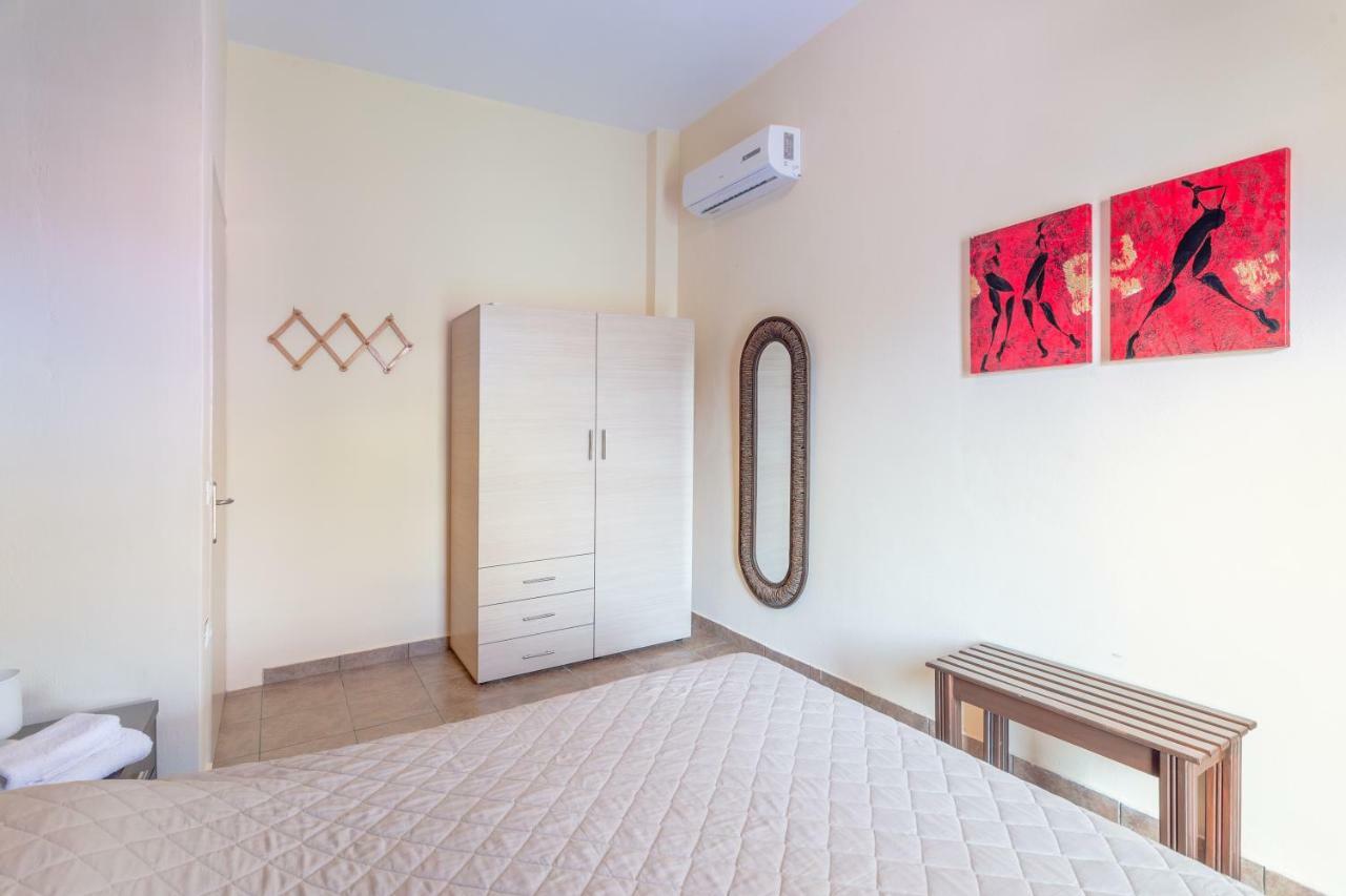 Cosy Apartment In Stoúpa エクステリア 写真